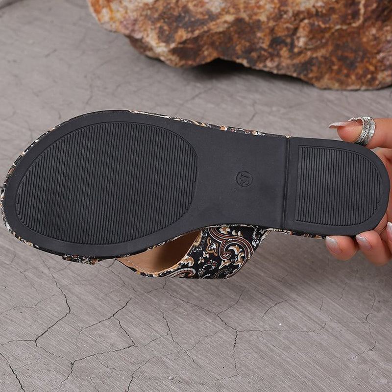 💕Limited-time 50% sale⏳Women's Lightweight Orthopedic Flat Sandals