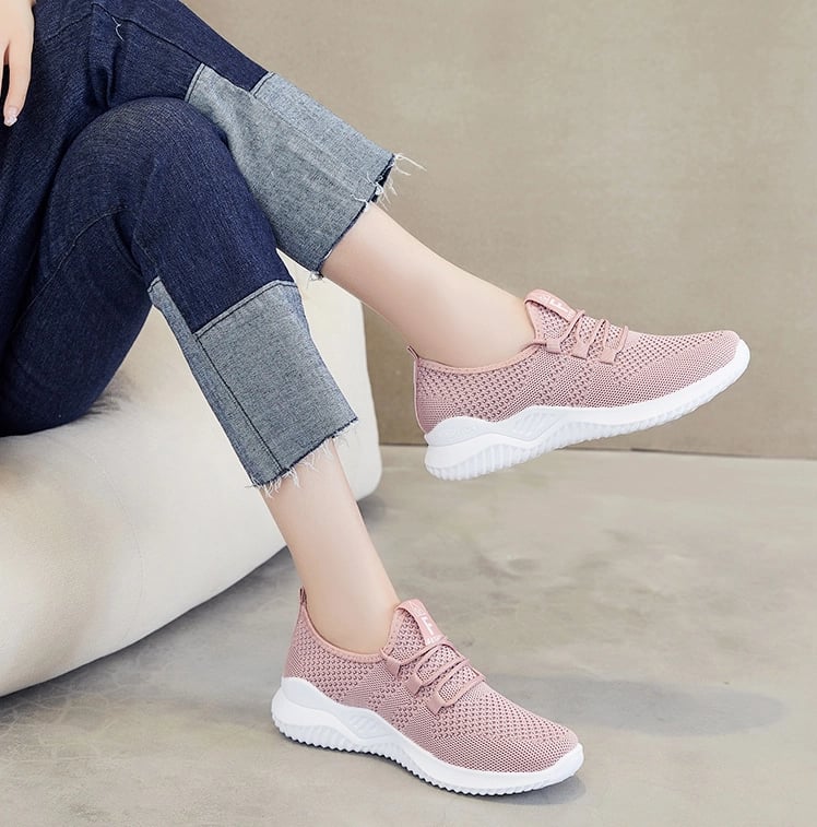 2023 New Unisex Mesh Breathable Sneakers Lightweight Non-Slip