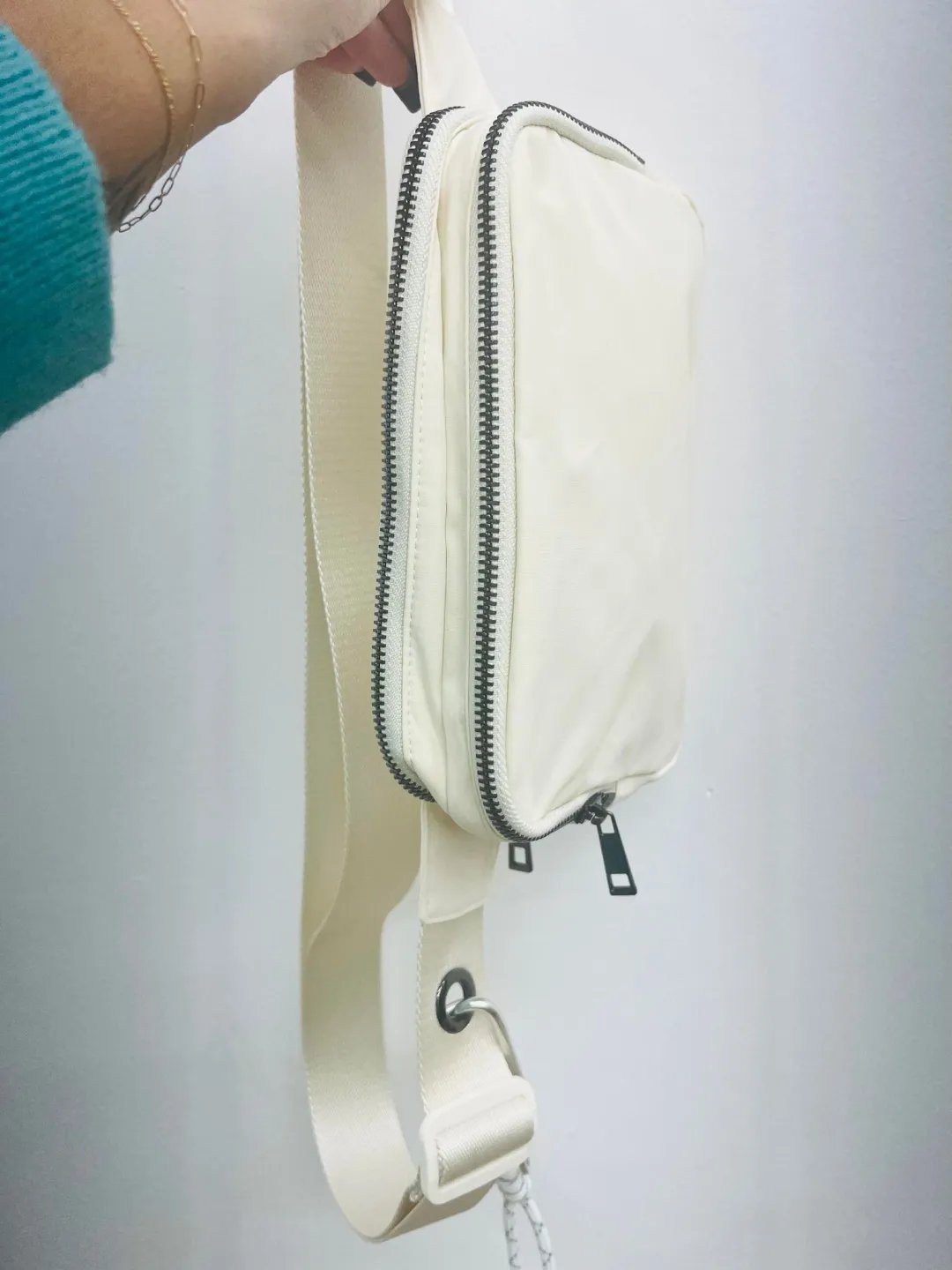 Duo Iris 57 Long Strap Crossbody Bag