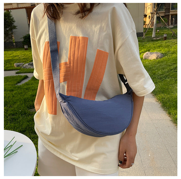 ✨Mini Crescent - shaped Crossbody Bag
